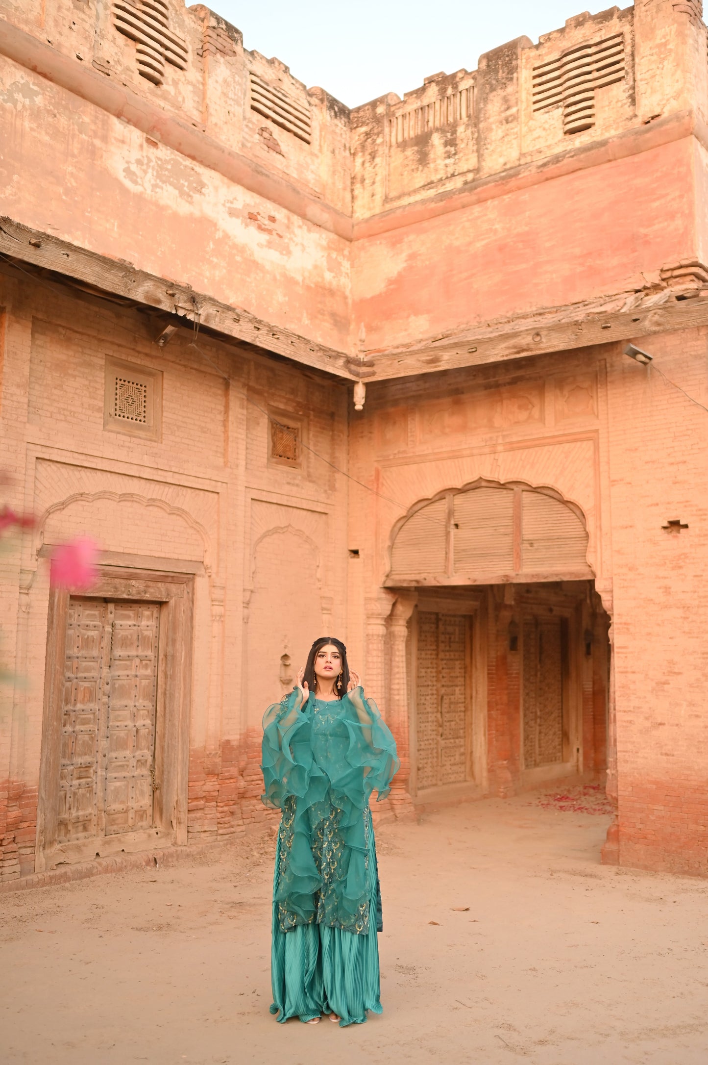 Feroza "فیروزہ"