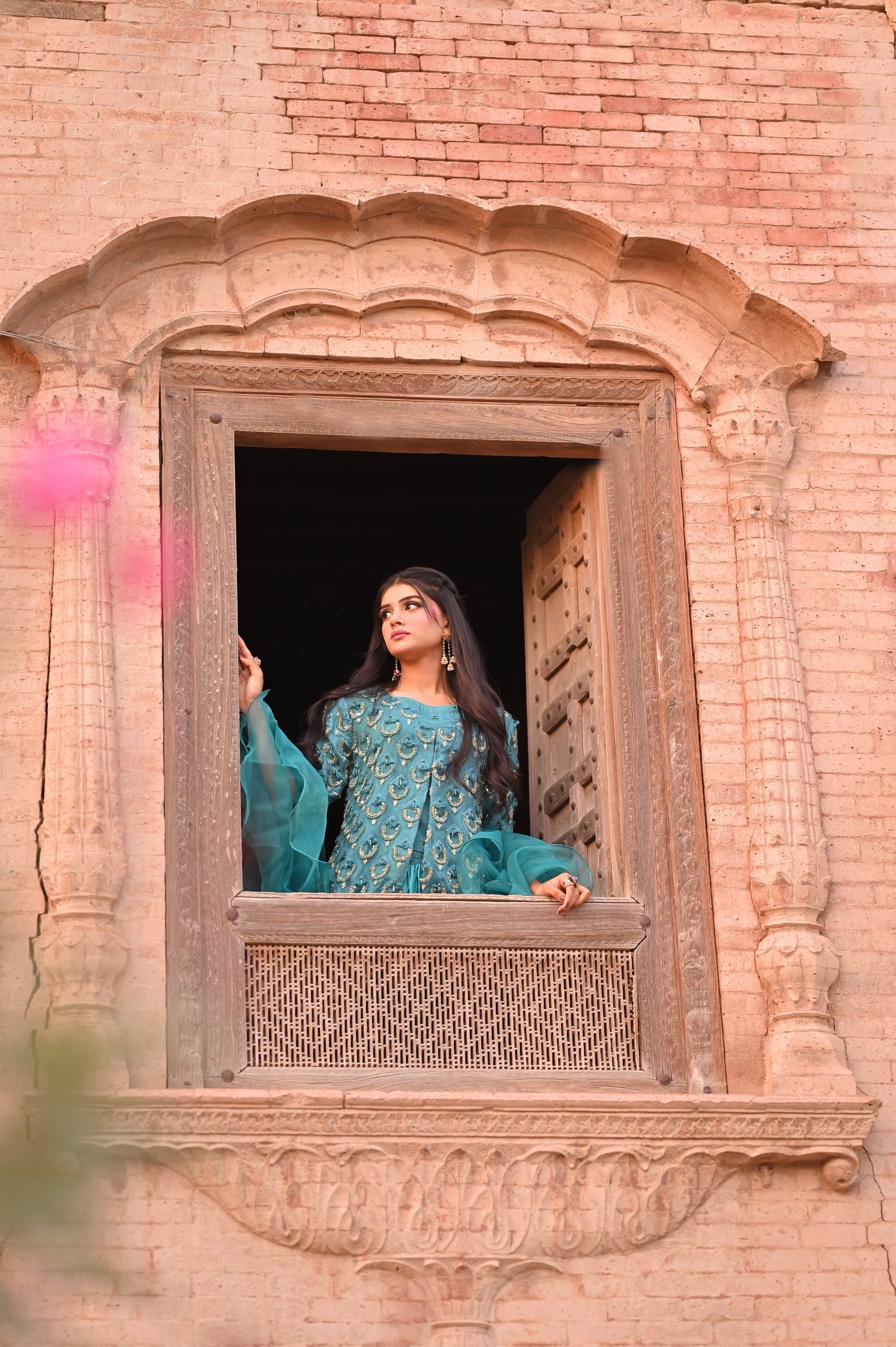 Feroza "فیروزہ"